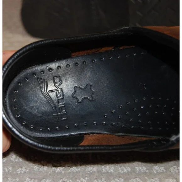 Dankso Professional Comfort Clogs Matte Antique Brown Oiled Leather 37 EU 7 US - Picture 7 of 9